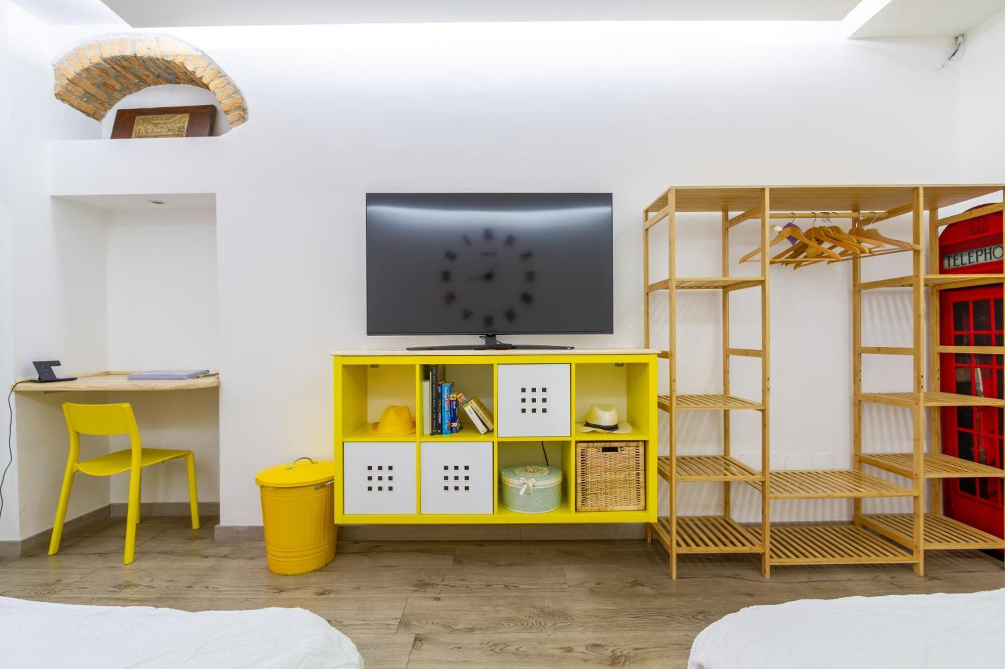 I Della Apartment Милано Екстериор снимка