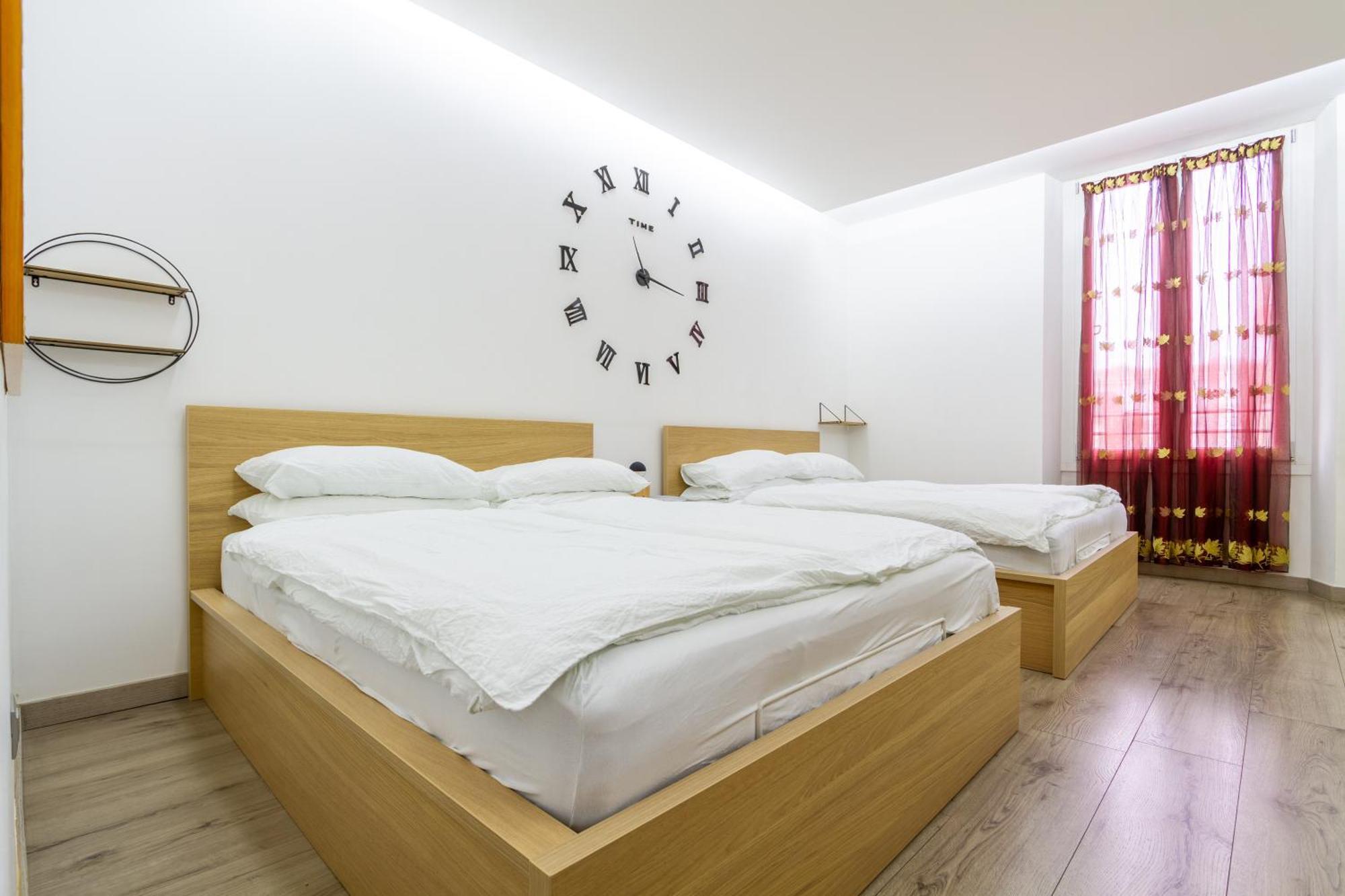 I Della Apartment Милано Екстериор снимка