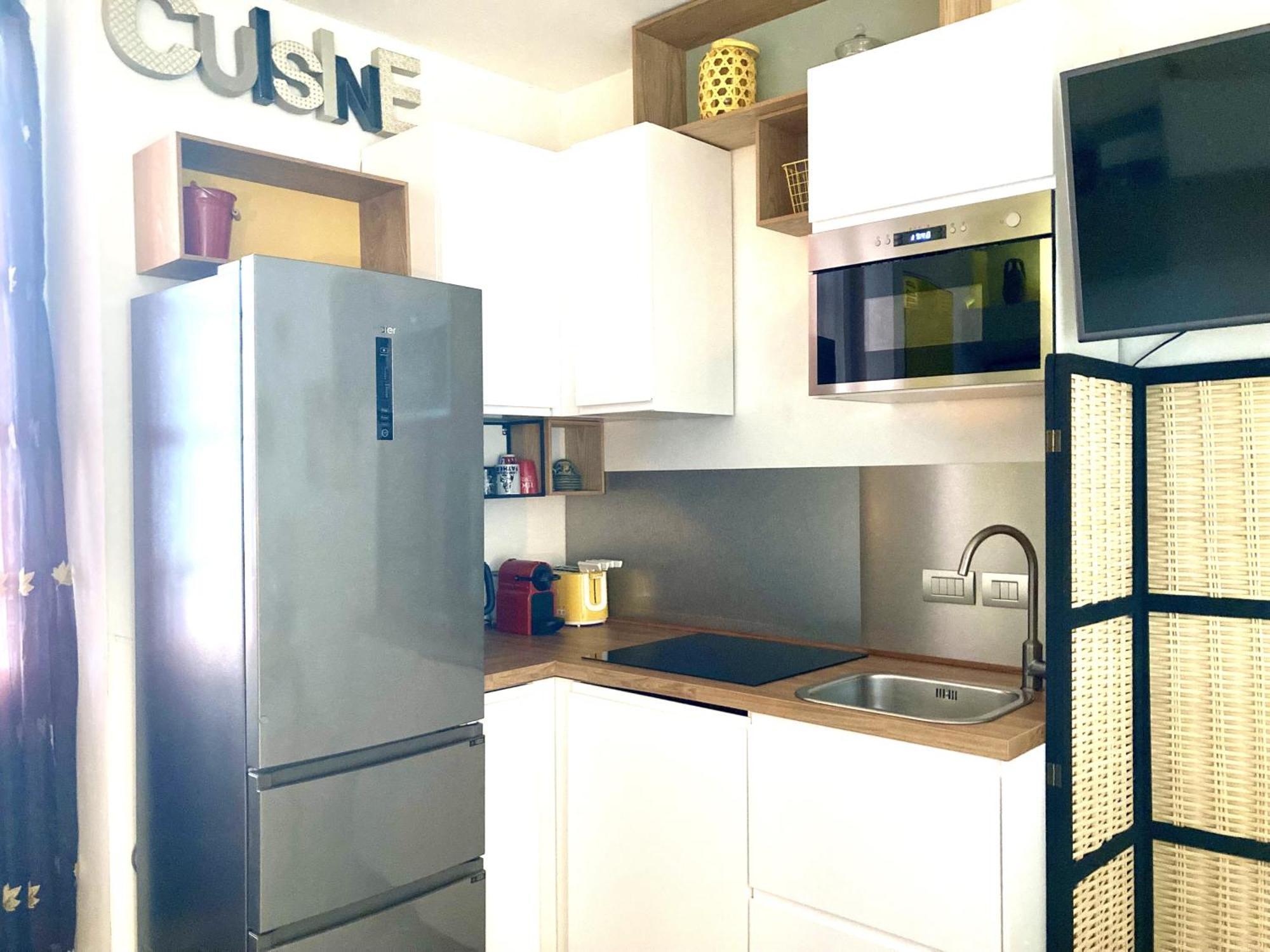 I Della Apartment Милано Екстериор снимка